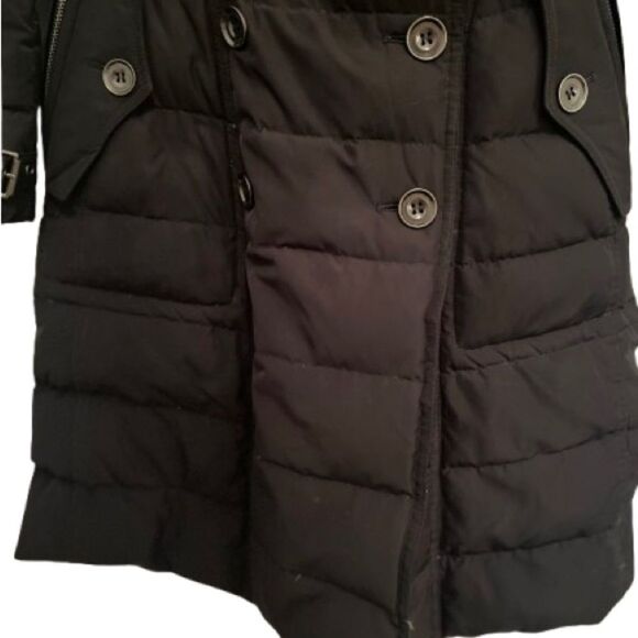 BURBERRY Authentic Puffer Coat with Fur-Trimmed Hood - Picture 7 of 12